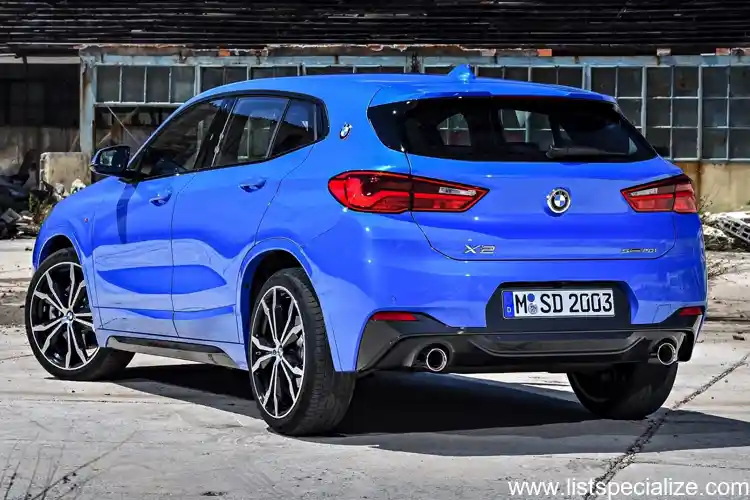 What is the BMW equivalent to the Mercedes GLA